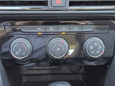 Used 2023 Volkswagen Taos S image 21