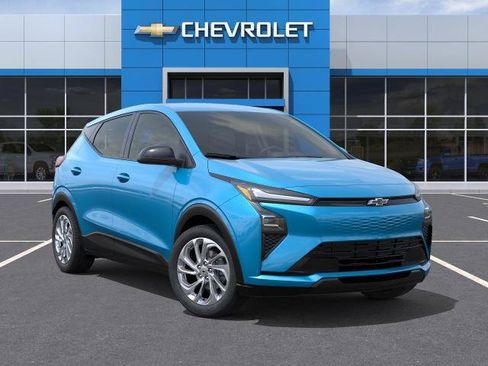 New 2027 Chevrolet Bolt LT w/ Comfort Package FWD image 7