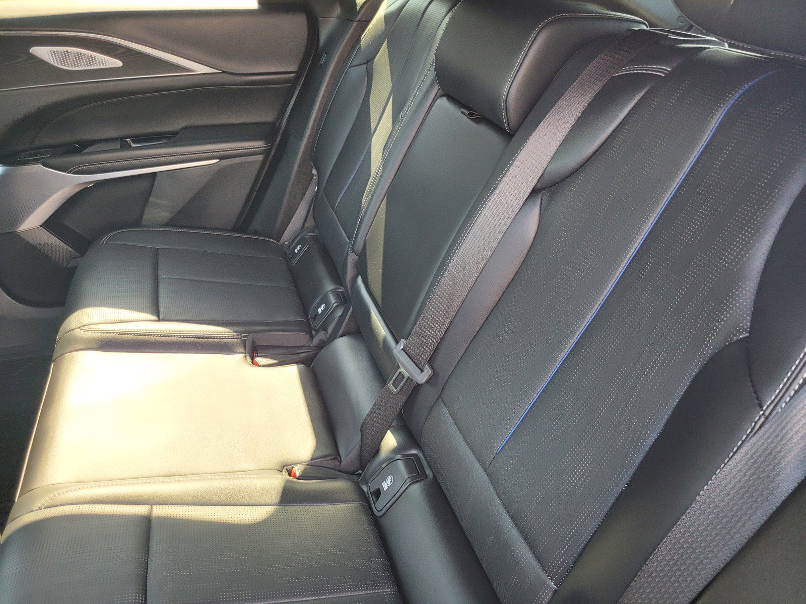 Certified 2024 Cadillac Lyriq Sport AWD/4WD image 11