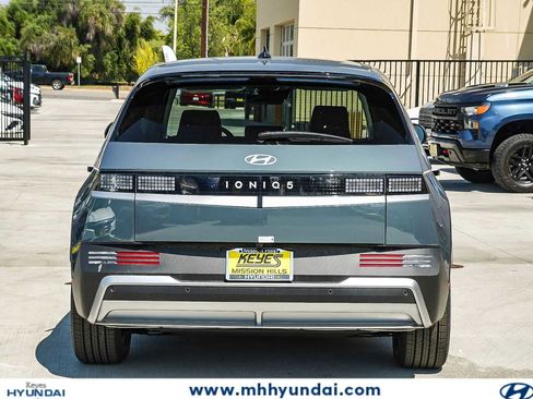 New 2026 Hyundai Ioniq 5 SE RWD image 5