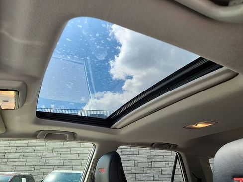 Used 2020 Toyota 4Runner TRD Off-Road Premium w/ Moonroof Package AWD/4WD image 14