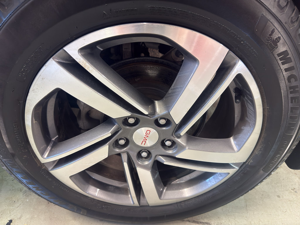 Used 2019 GMC Terrain SLT w/ Preferred Package FWD image 36