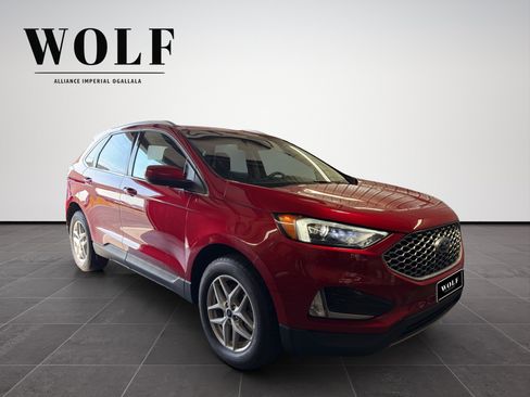 Used 2024 Ford Edge SEL w/ Convenience Package AWD/4WD image 2