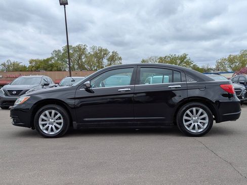 Used 2013 Chrysler 200 Limited FWD image 8