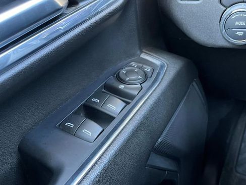 Used 2024 Chevrolet Silverado 3500 LT image 28