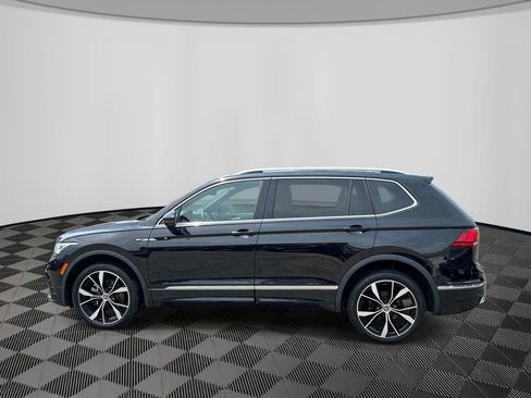Used 2024 Volkswagen Tiguan SEL R-Line AWD/4WD image 4