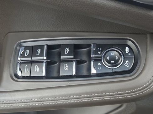 Used 2016 Porsche Macan S AWD/4WD image 21