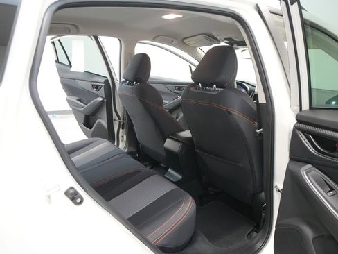 Used 2023 Subaru Crosstrek 2.0i Premium image 24