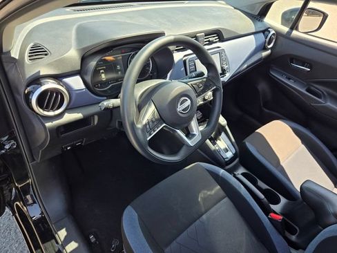 Used 2024 Nissan Versa SV FWD image 10