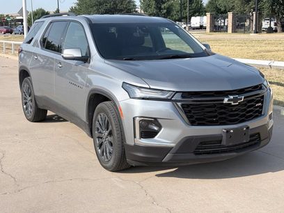 Used 2023 Chevrolet Traverse RS