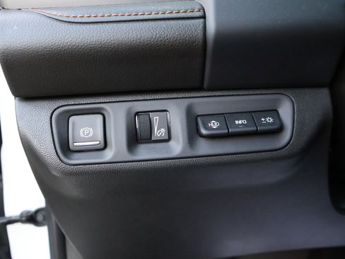 Used 2023 GMC Acadia AT4 w/ Technology Package image 46