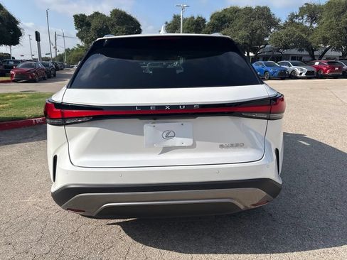 Used 2025 Lexus RX 350 Premium Plus w/ Convenience Package FWD image 4