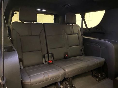 Used 2024 Chevrolet Suburban RST w/ Luxury Package AWD/4WD image 26