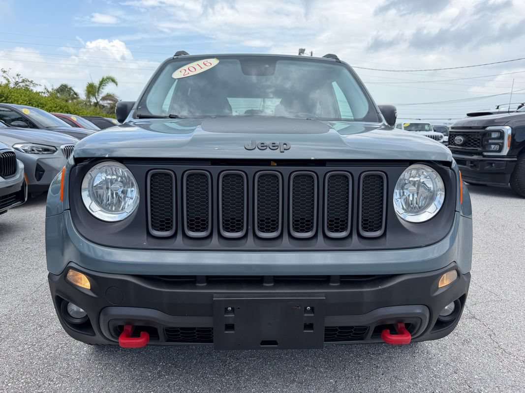 Used 2016 Jeep Renegade Trailhawk AWD/4WD image 7