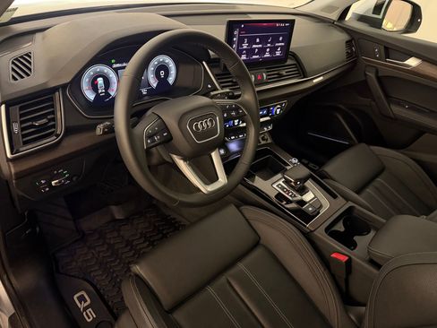 Certified 2024 Audi Q5 2.0T Premium Plus AWD/4WD image 4