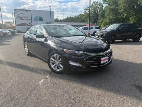 Used 2024 Chevrolet Malibu LT FWD image 2