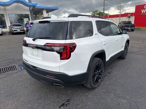 Used 2022 GMC Acadia SLE w/ Driver Convenience Package FWD image 7