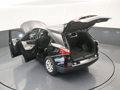 Used 2020 Chevrolet Equinox LS image 59