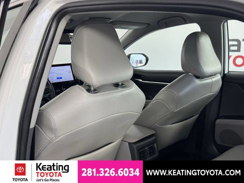 Used 2024 Toyota Camry XSE FWD image 16