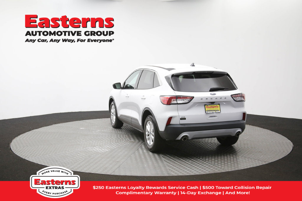 Used 2022 Ford Escape SE FWD image 66