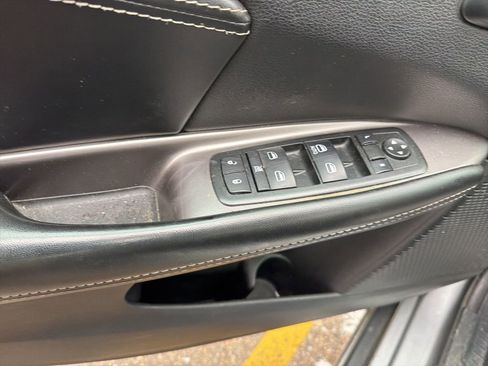 Used 2015 Dodge Journey Crossroad w/ Flexible Seating Group image 15