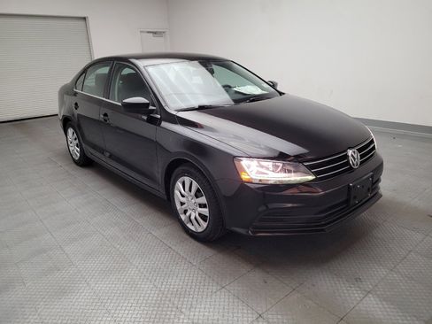 Used 2017 Volkswagen Jetta S image 13