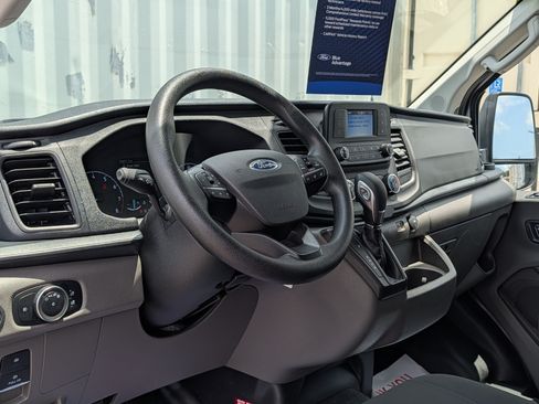 Used 2025 Ford Transit 250 Low Roof w/ Exterior Upgrade Package RWD image 18
