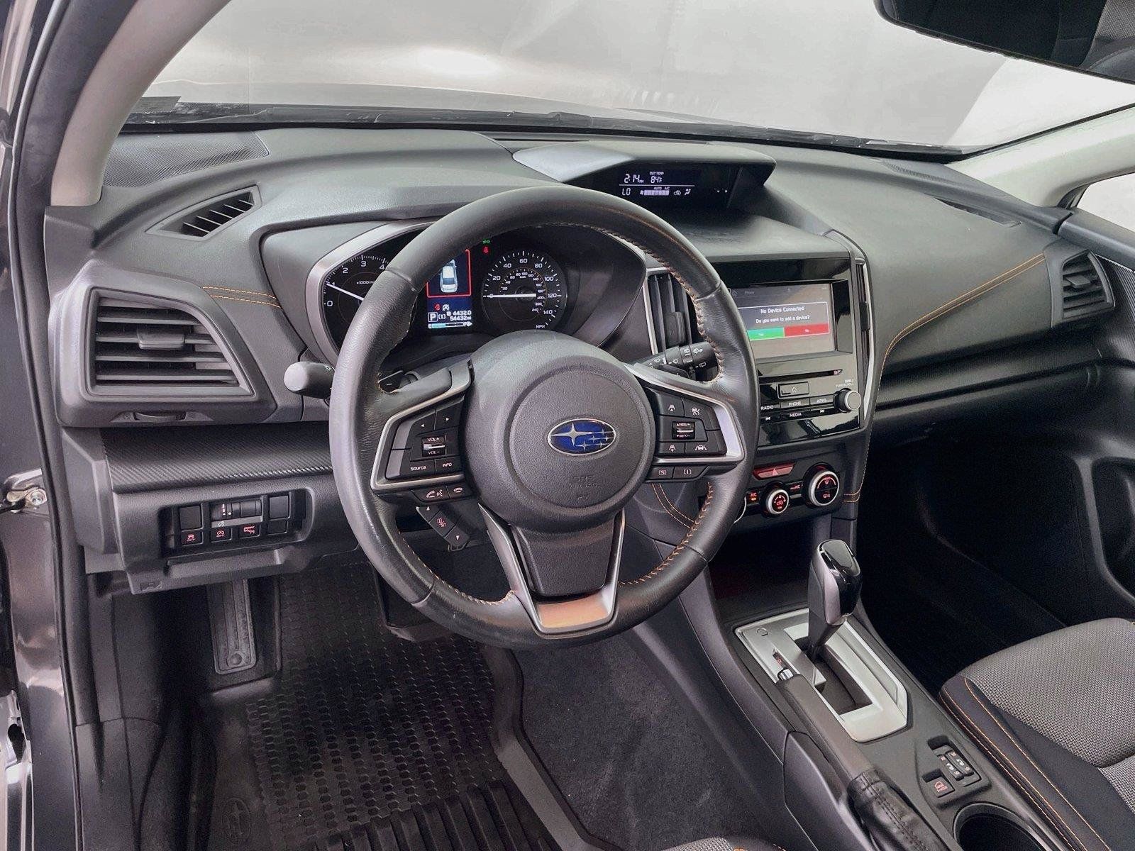 Used 2020 Subaru Crosstrek 2.0i Premium w/ Moonroof Package 2 AWD/4WD image 12