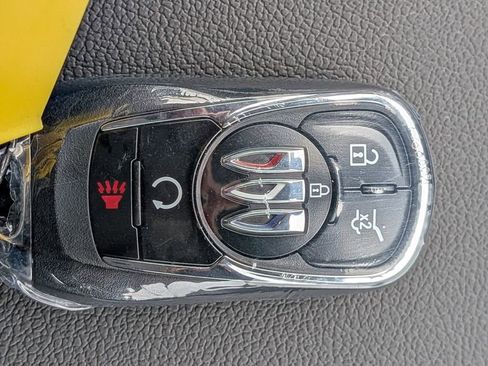 New 2026 Buick Envista Avenir image 25