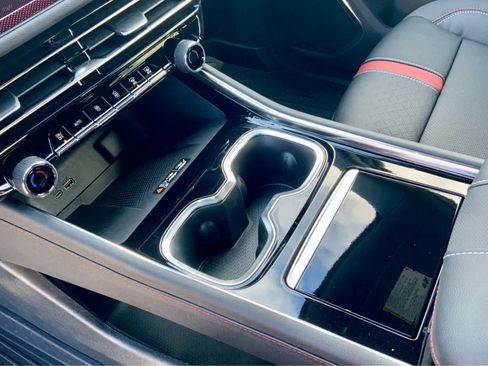 New 2026 Chevrolet Traverse RS w/ LPO, Floor Liner Package image 49