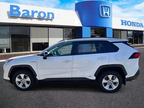 Used 2021 Toyota RAV4 XLE w/ XLE Grade Weather Package AWD/4WD image 3