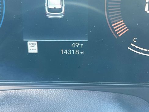 Used 2025 Hyundai Kona SEL image 35