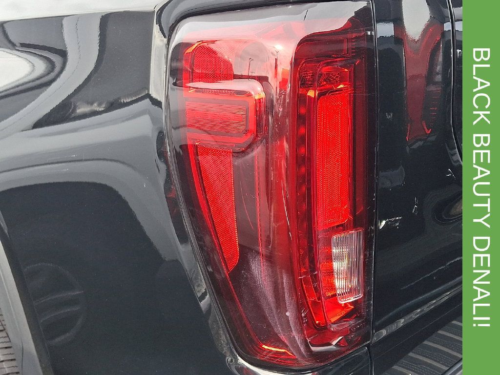 Certified 2021 GMC Sierra 1500 Denali w/ Denali Ultimate Package AWD/4WD image 10