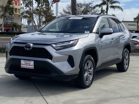 Certified 2024 Toyota RAV4 XLE image 6