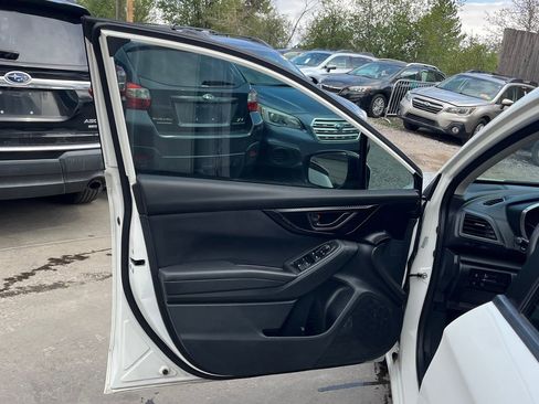 Used 2018 Subaru Impreza 2.0i Premium w/ Eyesight & BSD & Rcta AWD/4WD image 10