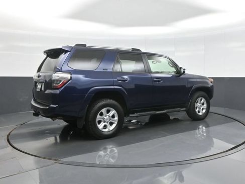 Used 2023 Toyota 4Runner SR5 Premium w/ Moonroof Package AWD/4WD image 7