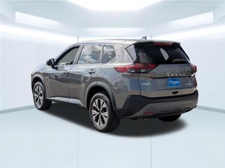 Used 2023 Nissan Rogue SV AWD/4WD video 3