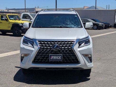 Used 2021 Lexus GX 460 Premium w/ Premium Package AWD/4WD image 2