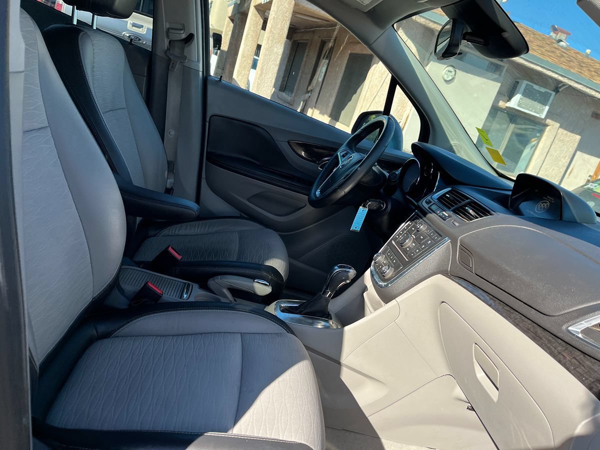 Used 2015 Buick Encore FWD image 17