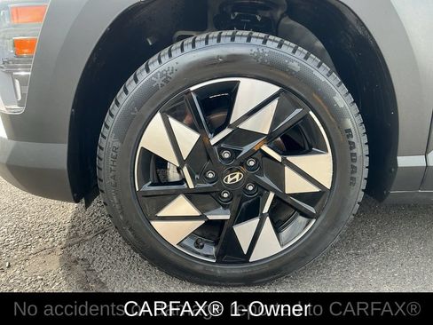 Used 2024 Hyundai Kona SEL FWD image 2