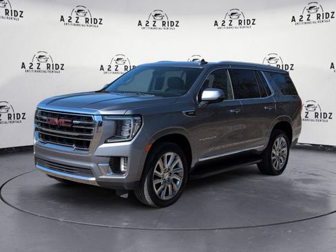 Used 2021 GMC Yukon SLT w/ SLT Premium Package AWD/4WD image 3