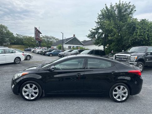Used 2013 Hyundai Elantra Limited w/ Technology Pkg FWD image 2