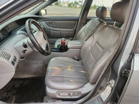 Used 2000 Toyota Avalon XL w/ Option Pkg 3 FWD image 11