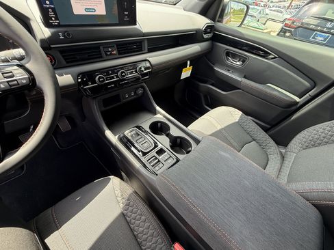 New 2026 Honda Pilot Sport image 27