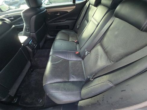 Used 2013 Lexus LS 460 AWD w/ F-Sport Pkg image 5