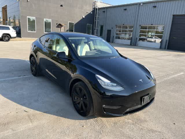 Used 2021 Tesla Model Y Long Range AWD/4WD image 2