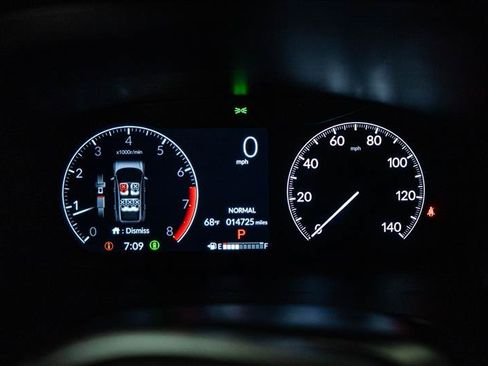 Used 2025 Honda CR-V LX image 16