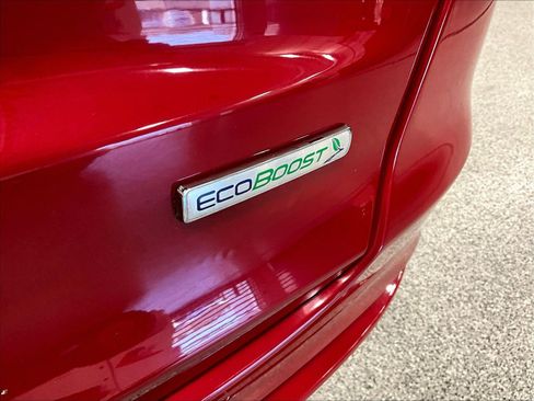Used 2020 Ford Fusion SE FWD image 22