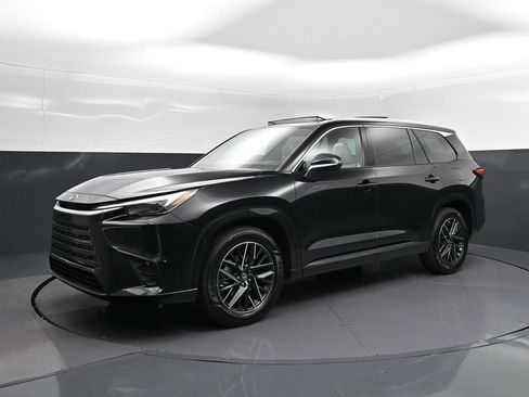 New 2026 Lexus TX 350 AWD image 3