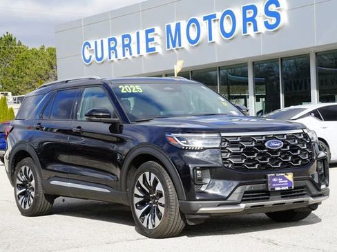 Certified 2025 Ford Explorer Platinum w/ LUX Leather Package AWD/4WD image 1